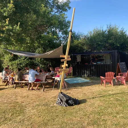 Safarilodge 6 Persoons * Chaumont (Allier)